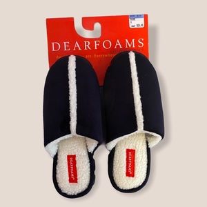 Dearfoams black & Sherpa lined slippers (NWT)